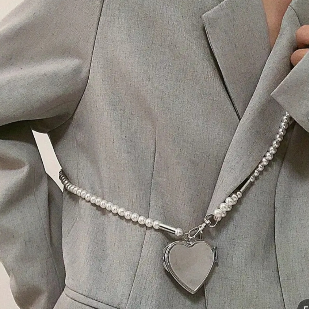 Long Faux Pearl Mirror Heart Locket Necklace